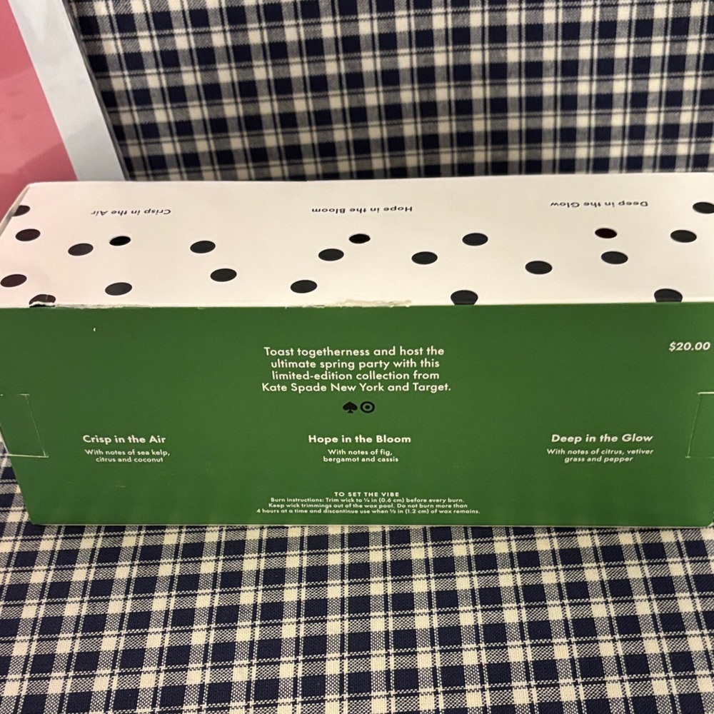 Kate Spade Green and White Candle Set - Picture 4 of 5